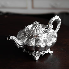 Load image into Gallery viewer, Antique Georgian Solid Silver Teapot &#39;Melon&#39; Shape Acanthus Design - Barnard 1835
