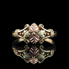 Load image into Gallery viewer, Tri-Colour Gold Ring with Foliate Motifs 9K Gold
