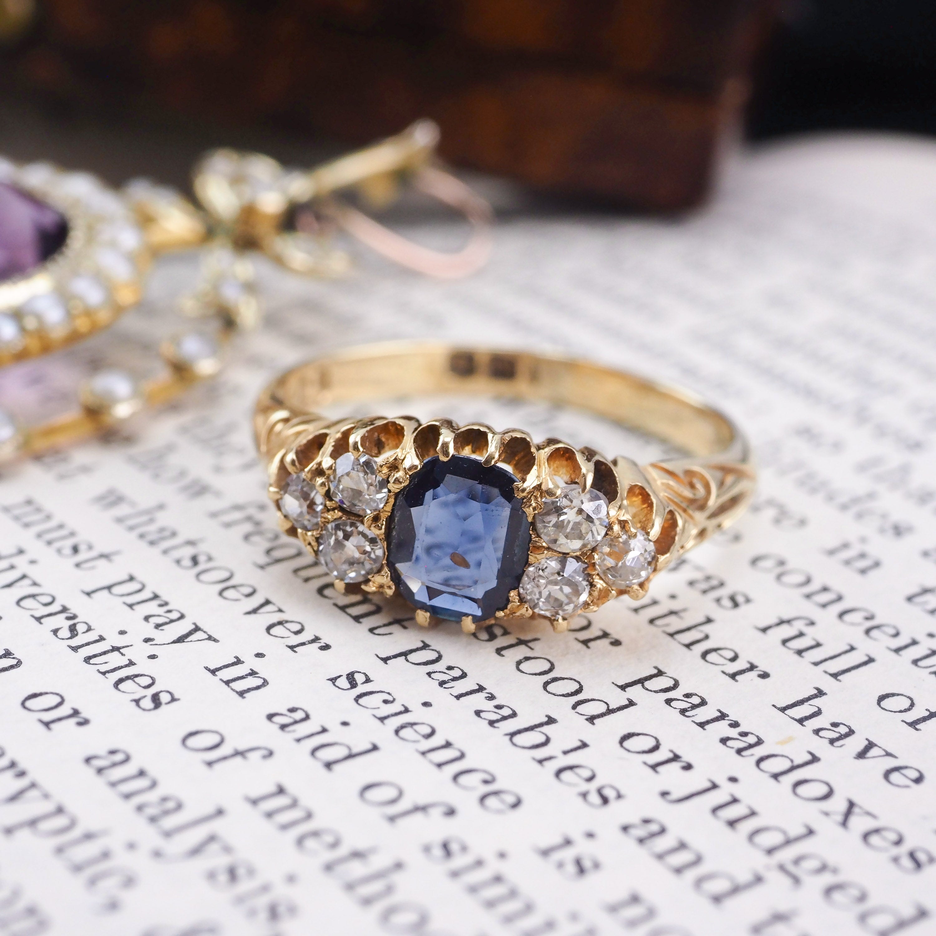 Antique on sale sapphire jewelry